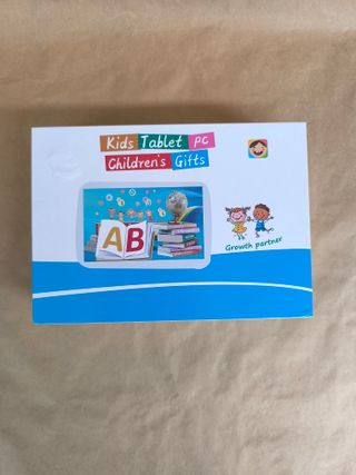 Tablet infantil con funda antigolpes — Nueva