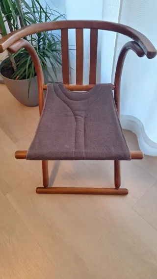 Sedia pieghevole Thonet in legno e tessuto