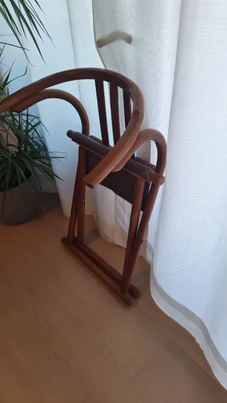 Sedia pieghevole Thonet in legno e tessuto