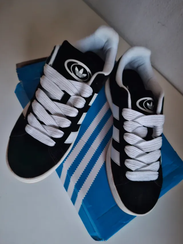Zapatillas Adidas Campus Negras y Blancas