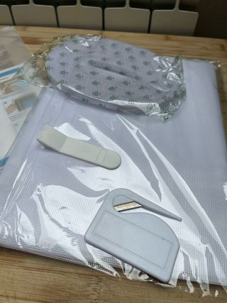 Mosquitera Adhesiva Ventana + Accesorios