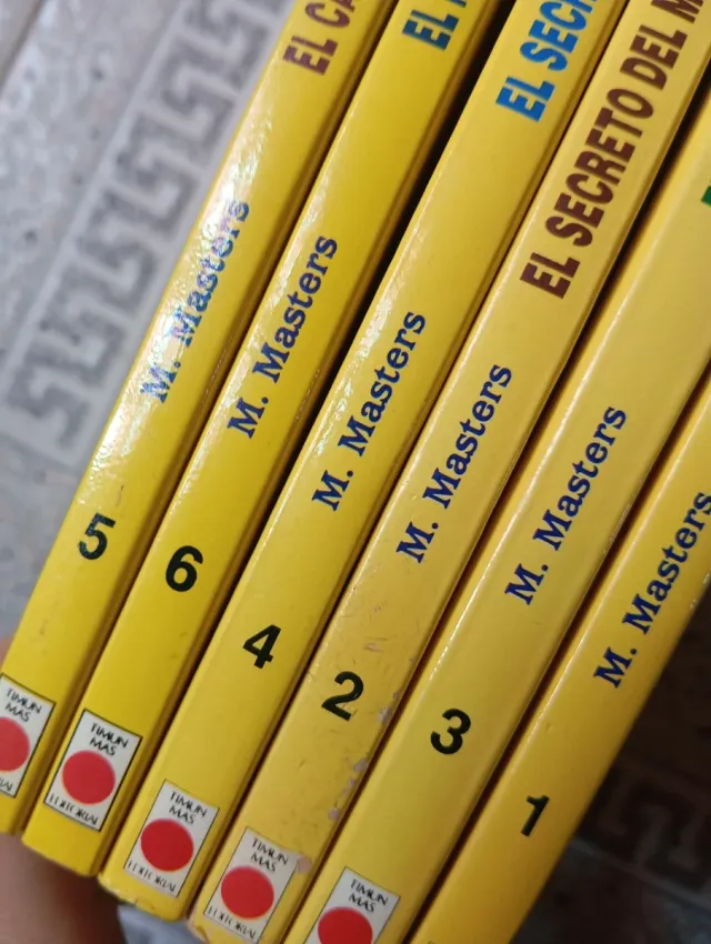 Lote 6 libros Resuelve el Misterio