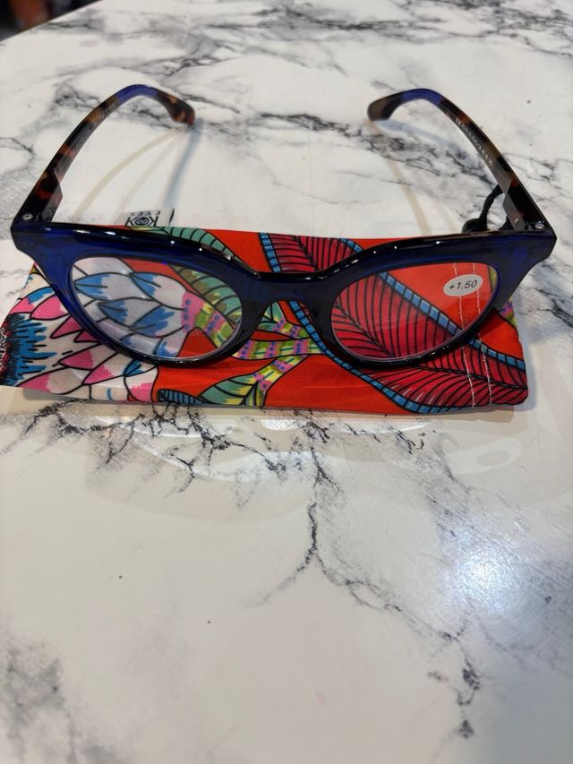 Gafas mujer presbicia 1.50 de farmacia