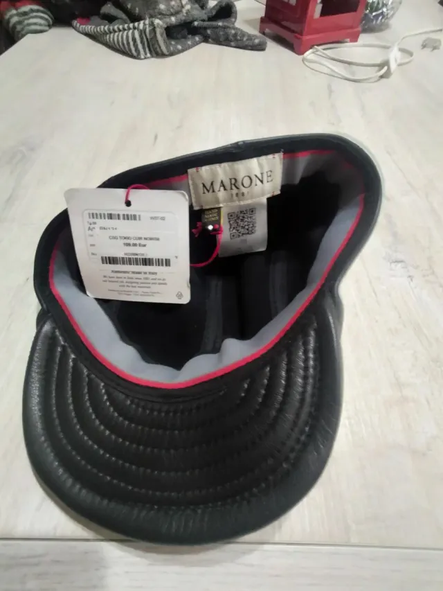 Gorra de piel MARONE 1881 Negra