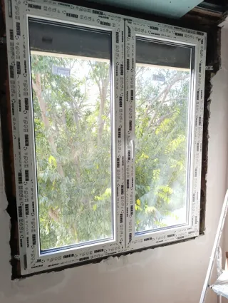 Ventana PVC Rehau 162x138