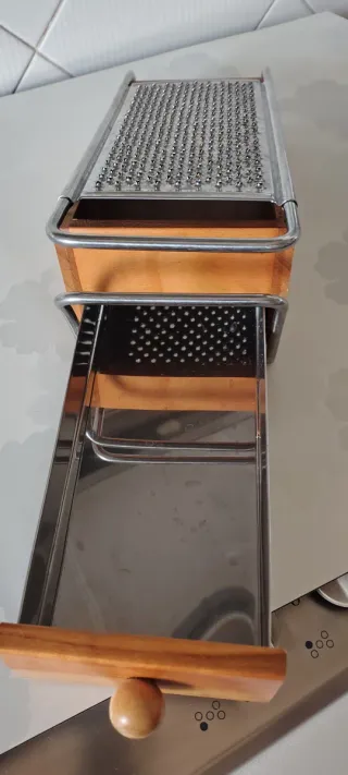 Grattugia Lusinga legno e acciaio