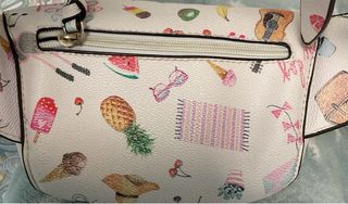 Riñonera Parfois niña multicolor