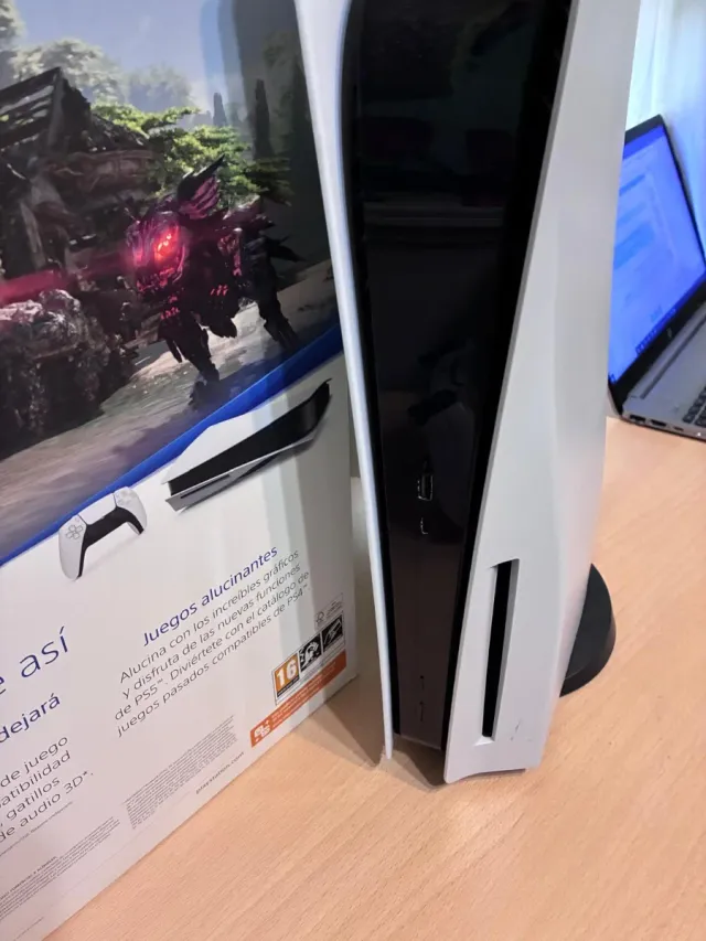 Consola PS5 con Lector 825 GB