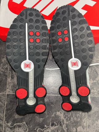 Sneakers Nike Shox R4 Comet Red 2018 Reflective