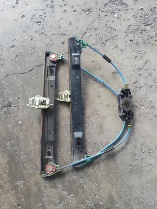 gremagliera anteriore sx lancia ypsilon 2006