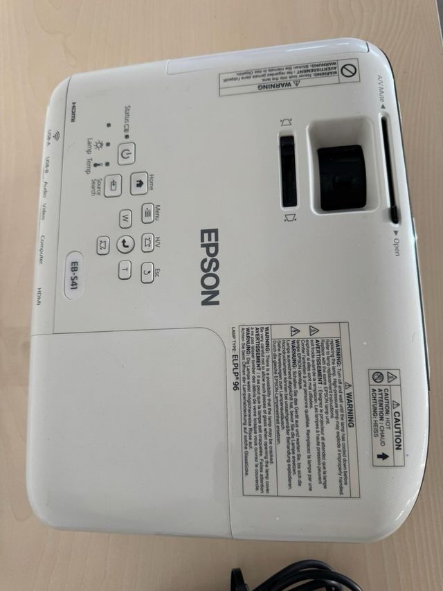 Proyector Epson EB-S41 Con Mando