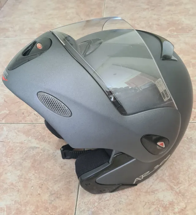 Casco integral Airoh