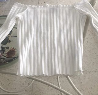 Camiseta canalé cuello barco blanca