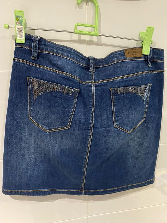 Falda vaquera azul de Fórmula Joven
