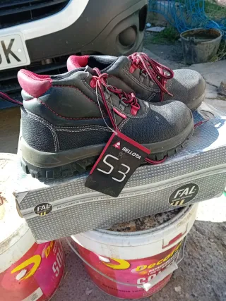 Botas de seguridad Bellota S3