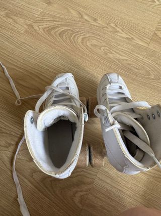 Patines infantiles blancos talla 33