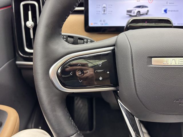 Jaecoo 7 Exclusive 1.6 TGDI 108kW AWD Bitono