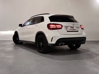 Mercedes GLA AMG Line 200d 136 5p