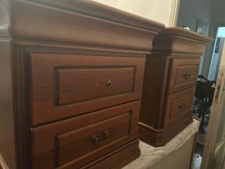 Armadio camera da letto in legno massiccio