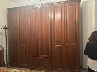 Armadio camera da letto in legno massiccio