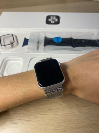 Apple Watch SE Plata Nuevo.