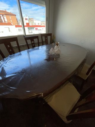 Mesa de comedor extensible de madera