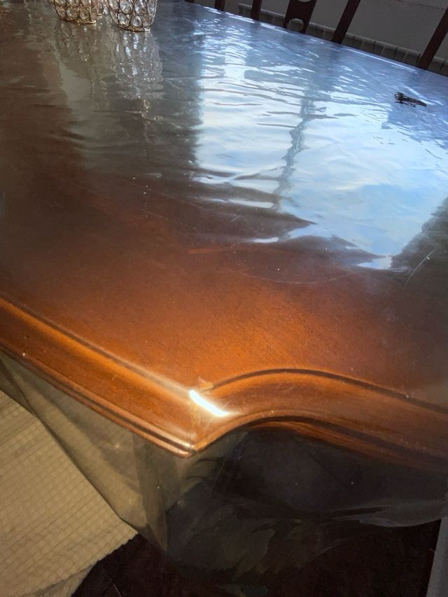 Mesa de comedor extensible de madera