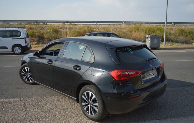 MERCEDES-BENZ CLASS A (W177) A 160 Business Soluti