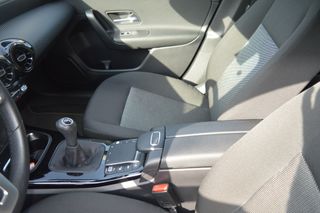 MERCEDES-BENZ CLASS A (W177) A 160 Business Soluti