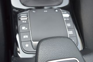 MERCEDES-BENZ CLASS A (W177) A 160 Business Soluti