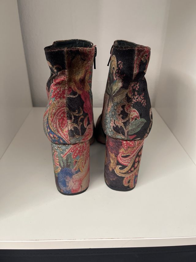 Botines Estampados Tacón