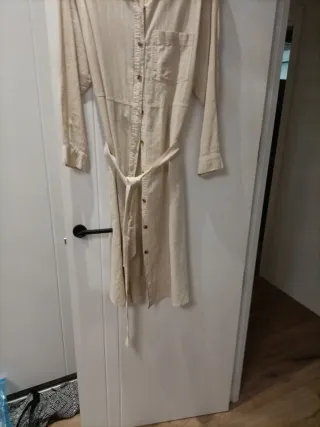 Vestido largo lino beige con cinturón