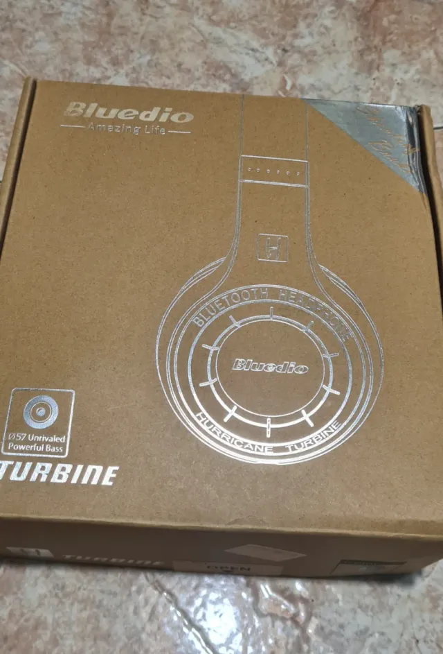 Auriculares Bluedio Negros y Plateados