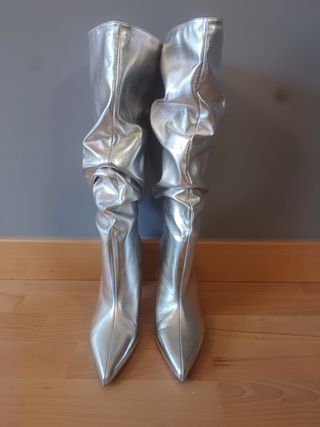 Botas Plata BERSHKA Nuevas