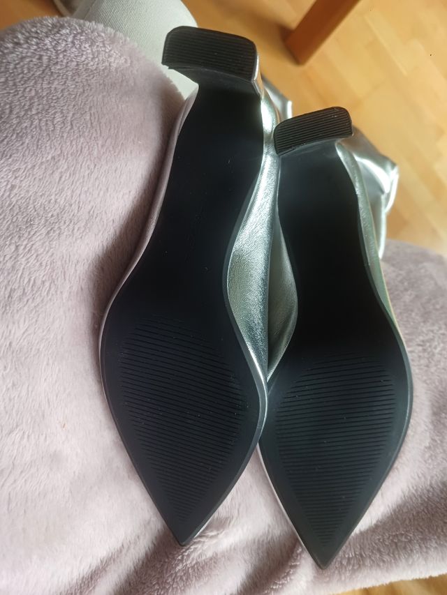 Botas Plata BERSHKA Nuevas