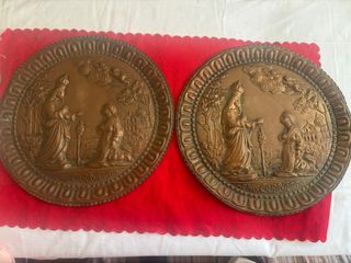Coppia piatti rame sbalzato religiosi