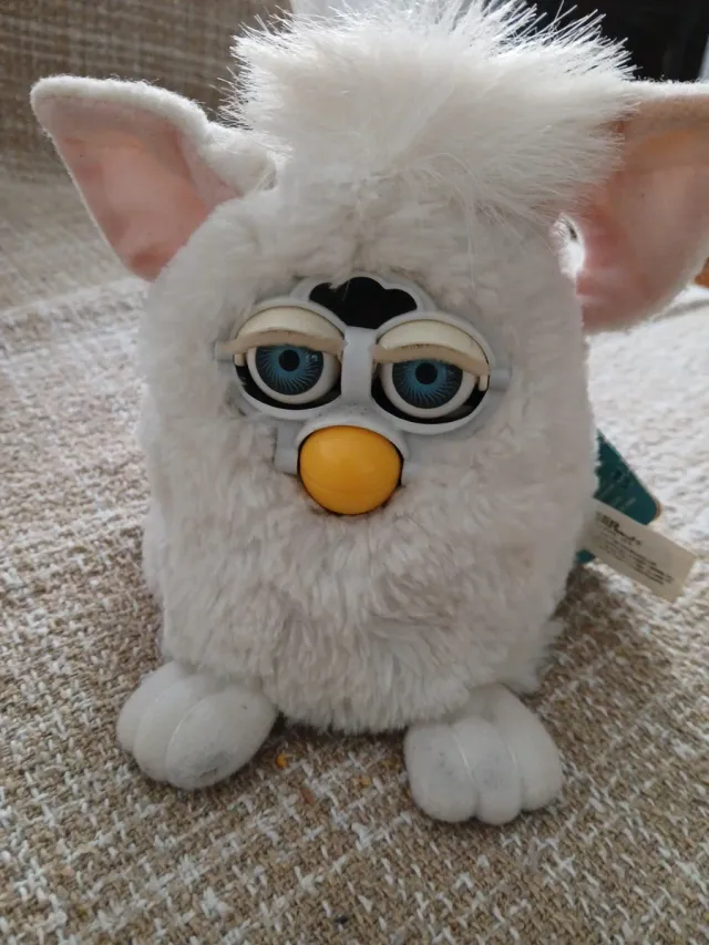 Furby antiguo blanco habla y mueve ojos