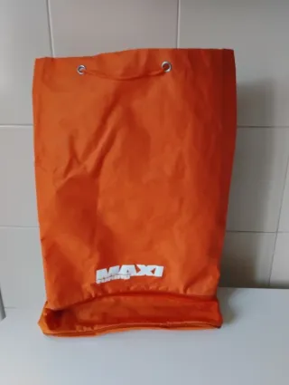 Mochila Basic Fit y regalo petate