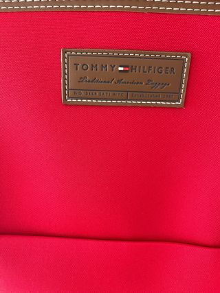 Maleta Tommy Hilfiger Roja Nueva