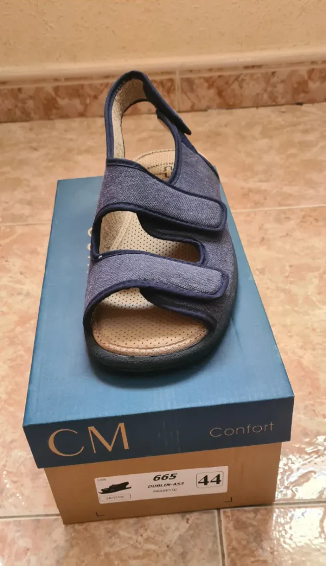 CM Zapatillas Sandalias Talla 44 Azul Beige