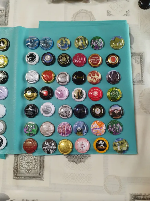 Lotto numero 17. 84 tavole di Cava