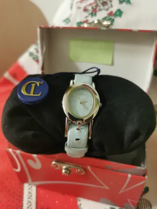 RELOJ PULSERA DE CUERO.