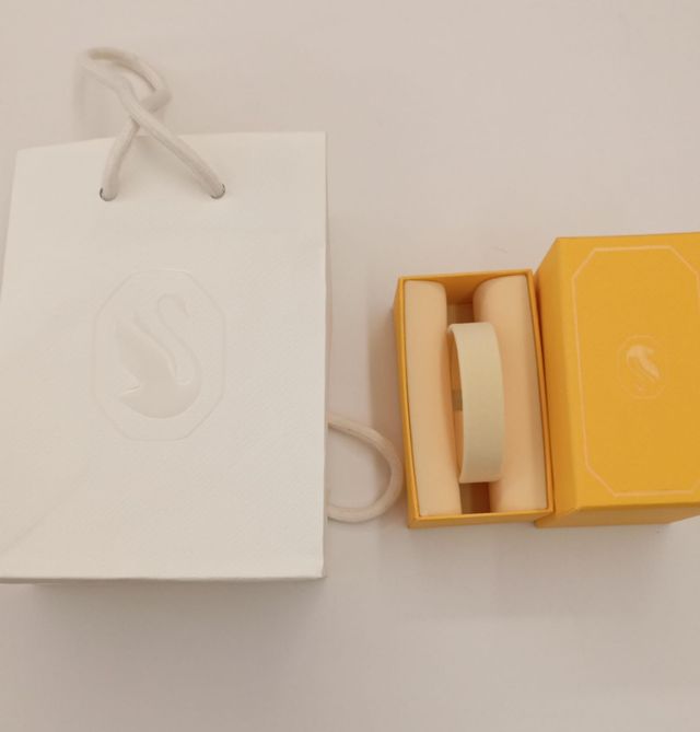 Caja y bolsa Swarovski