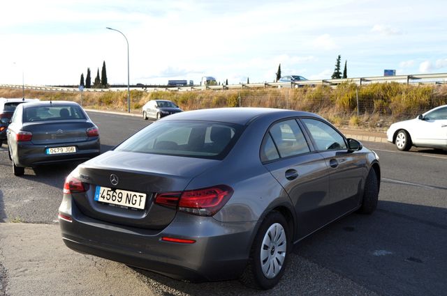 MERCEDES-BENZ Clase A Sedan A 180