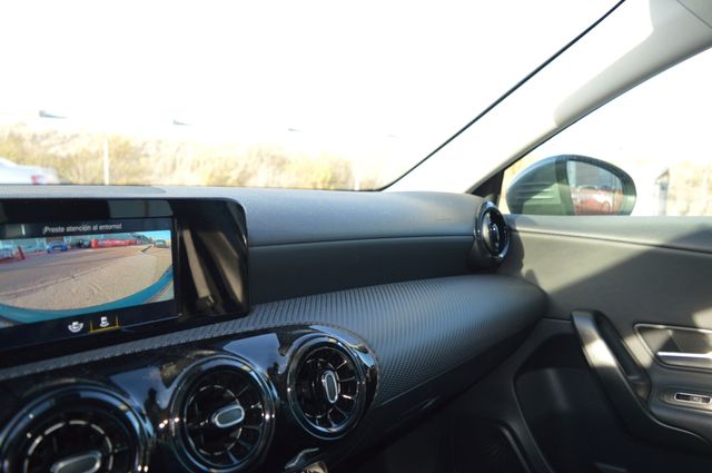 MERCEDES-BENZ Clase A Sedan A 180