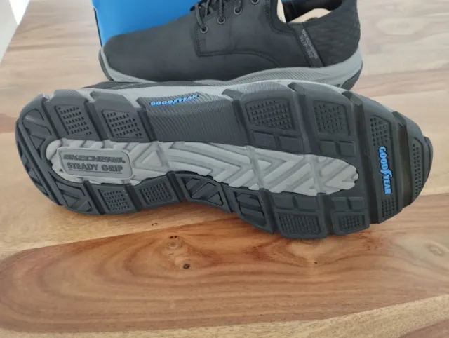 Skechers T.43 Respected Garville Slip-ins