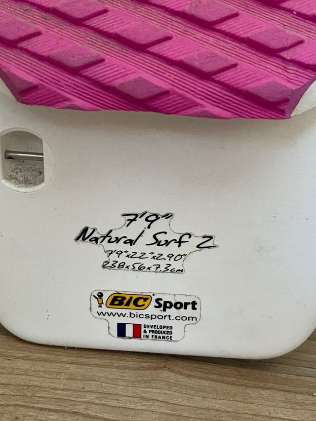 Tabla de surf blanca