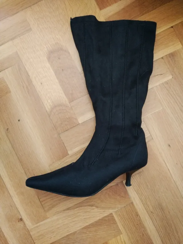 Botas de tacón negras talla 37