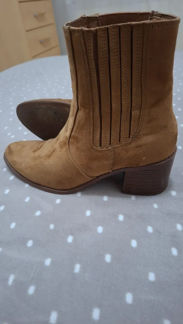 Botas con poco uso