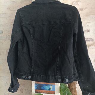 Chaqueta vaquera negra Stradivarius Talla XS